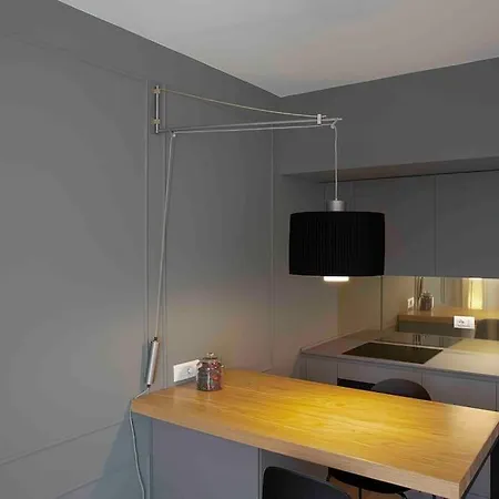 Design In The Center Of *
